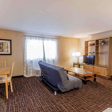 Quality Inn Arlington Extérieur photo
